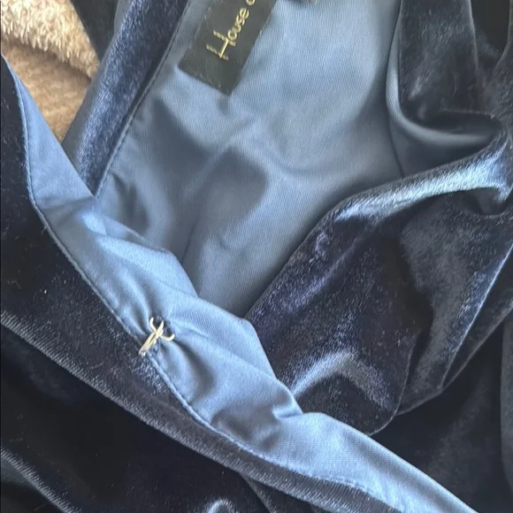 House of Harlow 1960 x Revolve Mika Kimono Dress in Navy - Picture 6 of 6